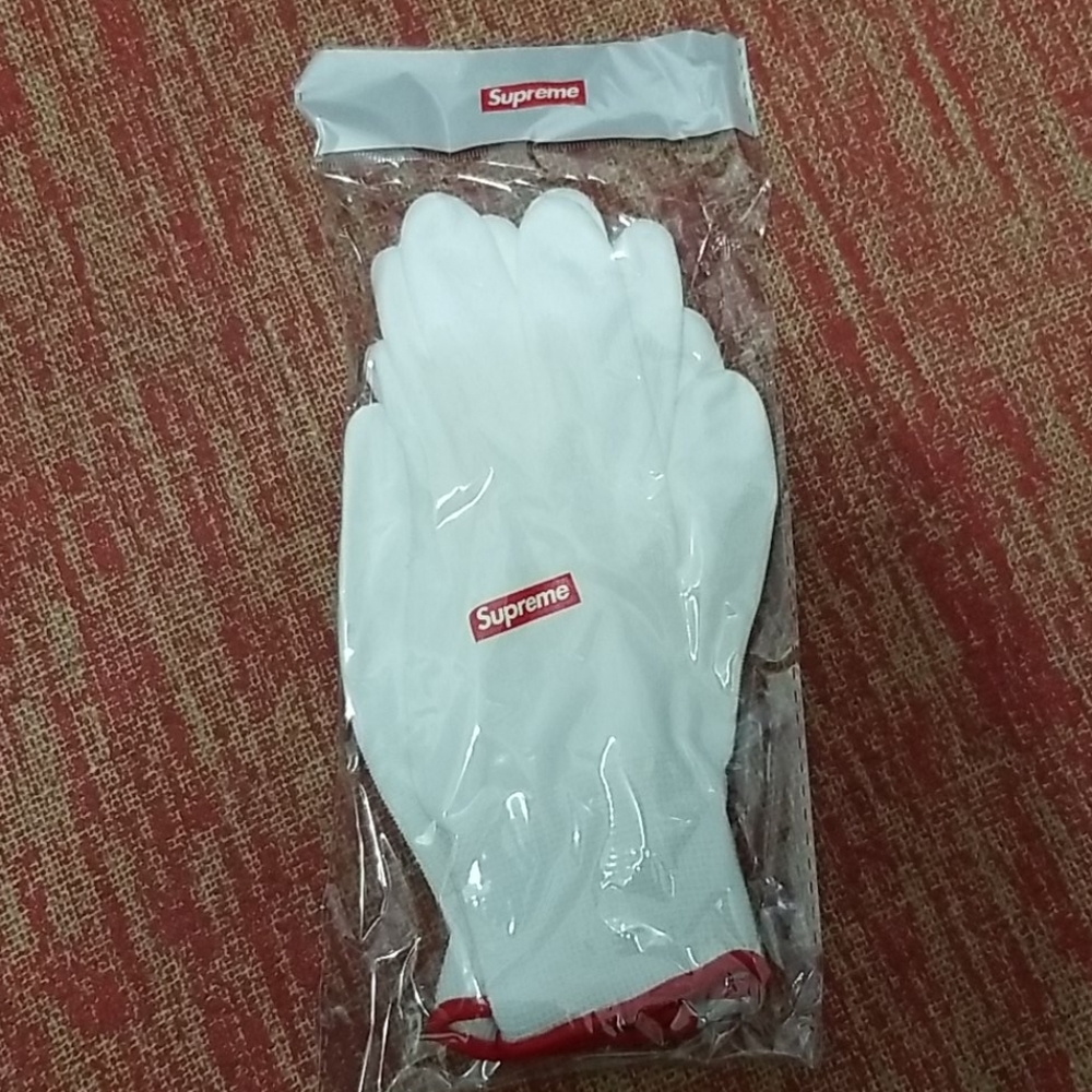 Supreme - Rubberized Gloves - White